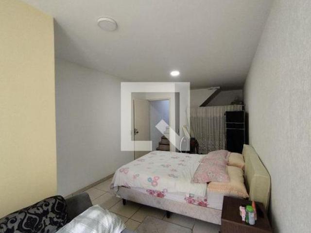 Casa à Venda Jardim Santa Emília, 3 Quartos, 140 m² São Paulo