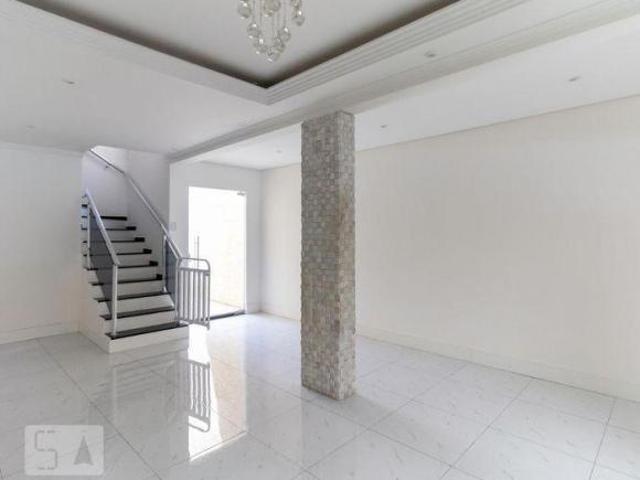 Casa à Venda Jardim Santa Emília, 3 Quartos, 300 m² São Paulo