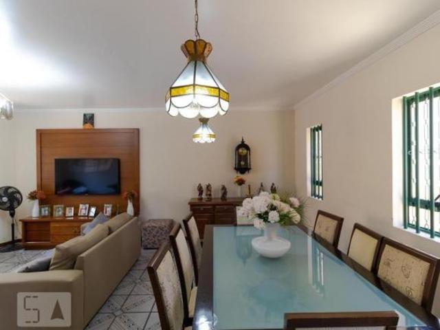 Casa à Venda Jardim Santana, 5 Quartos, 247 m2