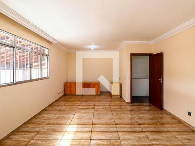 Casa à Venda Jardim Umuarama, 3 Quartos, 440 m2