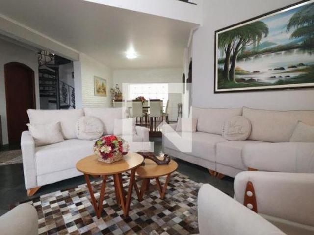 Casa à Venda Jardim, 3 Quartos, 380 m² Santo André