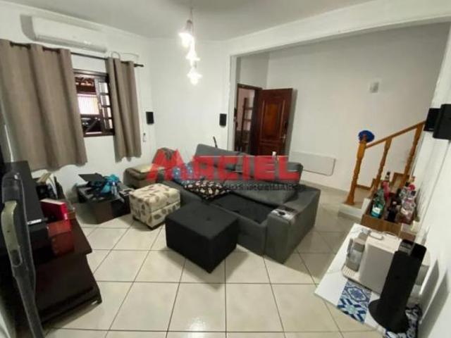CASA A VENDA JD PORTUGAL