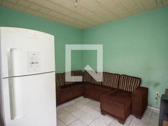 Casa à Venda Oitis, 1 Quarto, 200 m² Contagem