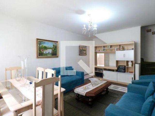 Casa à Venda Olímpico, 2 Quartos, 183 m2