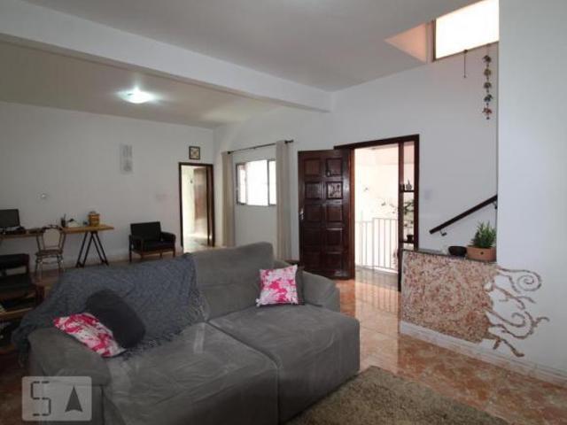 Casa à Venda Olímpico, 2 Quartos, 280 m² São Caetano do Sul