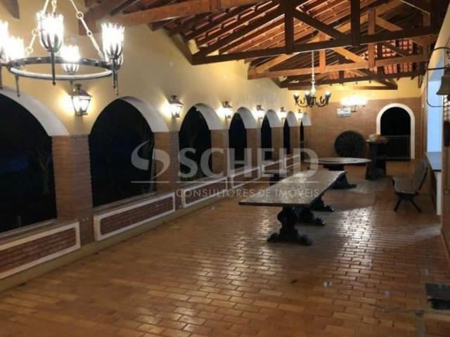 Casa à Venda Oportunidade Única para Investidores em Poços de Caldas MG