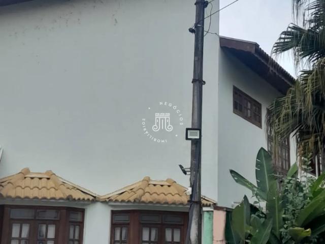 CASA A VENDA OU LOCAÇÃO NO CONDOMÍNIO VISTA VERDE CAXAMBU JUNDIAÍ