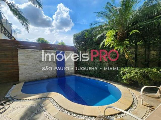 Casa a venda ou locação a 10min do Clube Paineiras com 383m2, 4 suites, piscina e churrasqueira