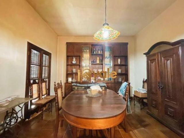 Casa à venda ou locação, 400 m² Centro Jacareí/SP