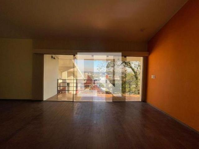 Casa à Venda Ouro Branco, 4 Quartos, 600 m² Novo Hamburgo