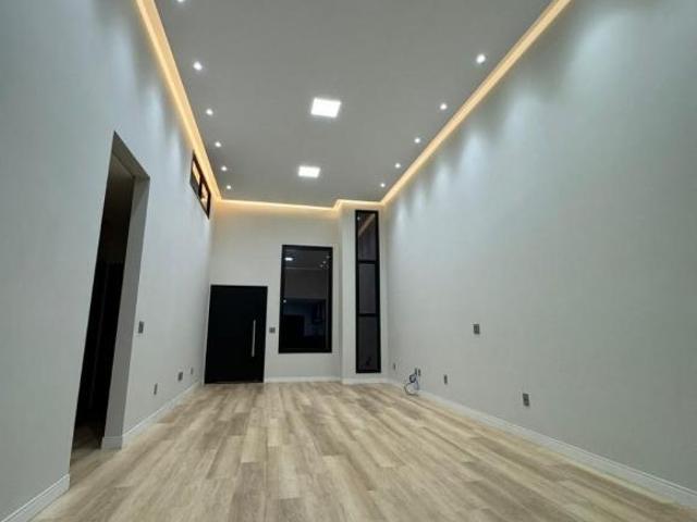 CASA À VENDA, LOCALIZADA NO CONDOMINIO PHYTUS ITUPEVA 280 M² CONSTRUÇÃO 250 M² TERRENO