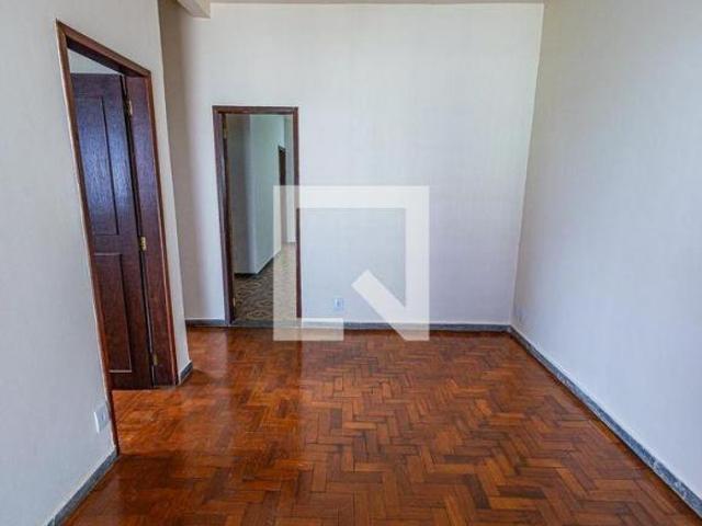 Casa à Venda Liberdade, 6 Quartos, 240 m2