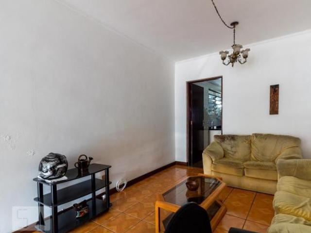 Casa à Venda Moema, 3 Quartos, 200 m2