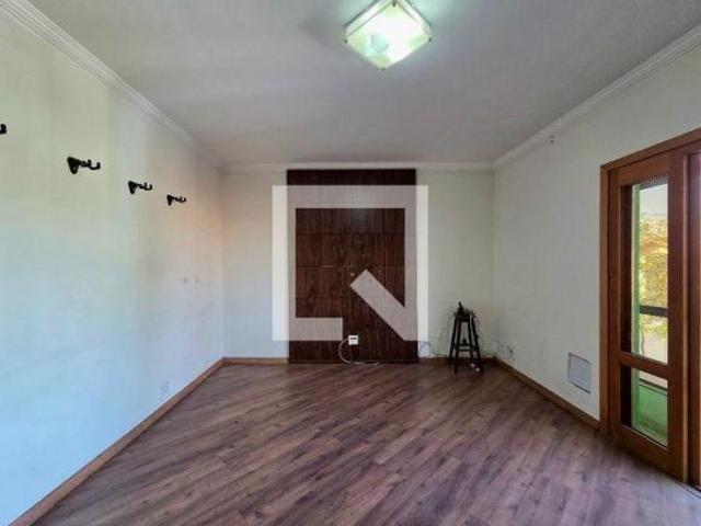 Casa à Venda Moema, 4 Quartos, 100 m² São Paulo
