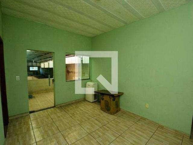 Casa à Venda Monte Castelo, 3 Quartos, 263 m² Contagem