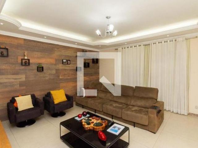 Casa à Venda Monte Castelo, 3 Quartos, 360 m² Contagem