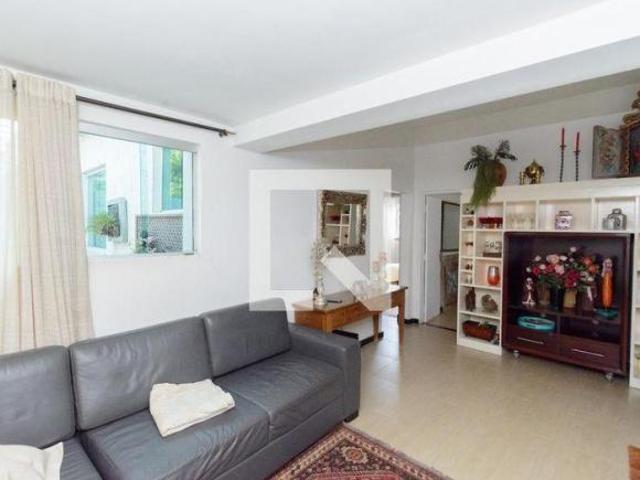 Casa à Venda Monte Castelo, 3 Quartos, 385 m² Contagem