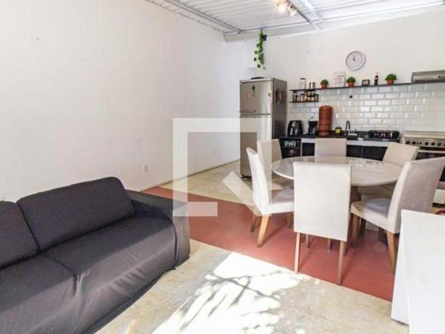 Casa à Venda Mooca, 2 Quartos, 300 m² São Paulo