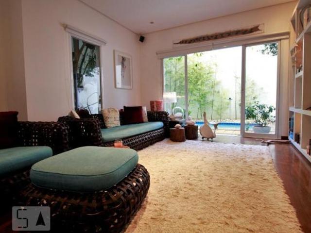 Casa à Venda Morumbi, 4 Quartos, 250 m² São Paulo