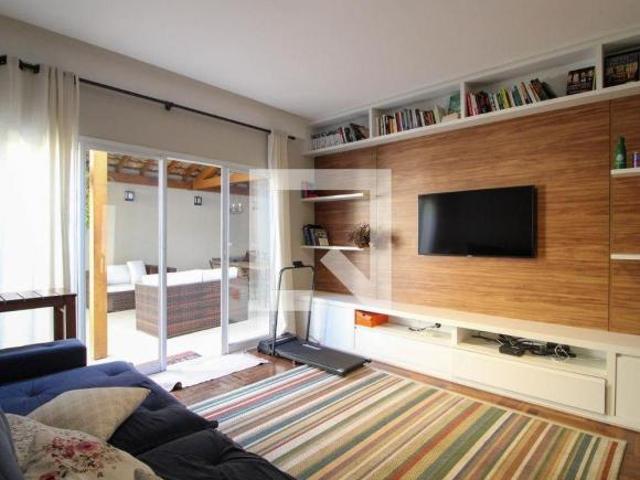 Casa à Venda Morumbi, 4 Quartos, 252 m2