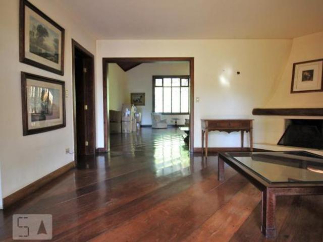 Casa à Venda Morumbi, 4 Quartos, 570 m² São Paulo