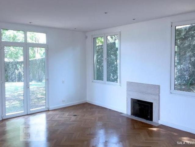 Casa à Venda Morumbi, 4 Quartos, 600 m2