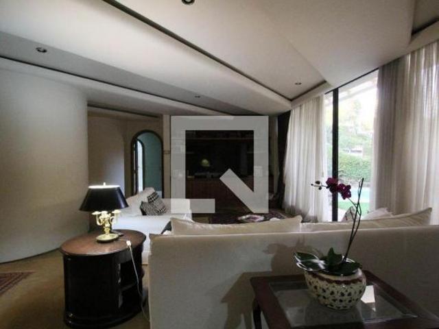 Casa à Venda Morumbi, 5 Quartos, 1690 m2