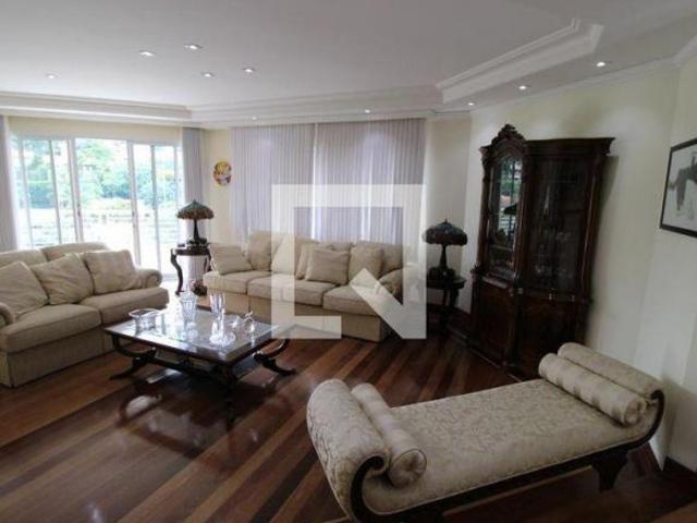 Casa à Venda Morumbi, 5 Quartos, 800 m2