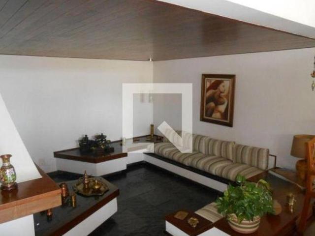 Casa à Venda Morumbi, 6 Quartos, 592 m² São Paulo