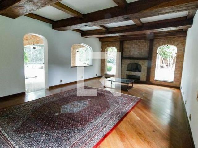 Casa à Venda Morumbi, 7 Quartos, 984 m2