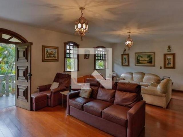 Casa à Venda Mangabeiras, 8 Quartos, 752 m2