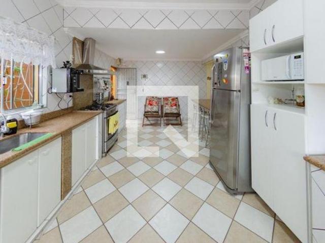 Casa à Venda Marajó, 4 Quartos, 560 m² Belo Horizonte
