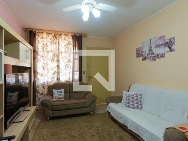 Casa à Venda Medianeira, 4 Quartos, 280 m² Porto Alegre