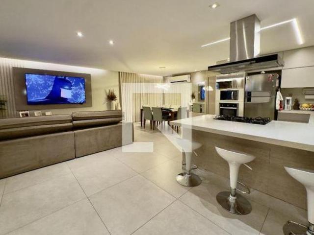 Casa à Venda Nova Cachoeirinha, 4 Quartos, 490 m² Belo Horizonte