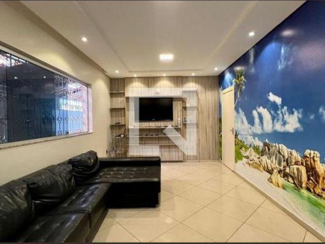 Casa à Venda Nova Floresta, 4 Quartos, 330 m² Belo Horizonte