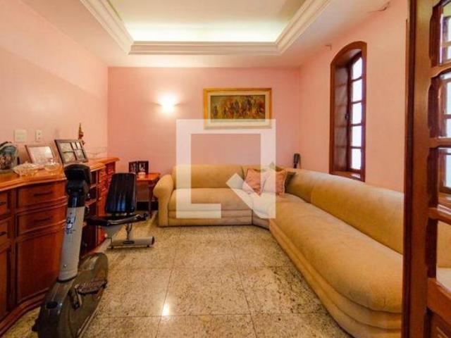 Casa à Venda Nova Gameleira, 6 Quartos, 549 m² Belo Horizonte
