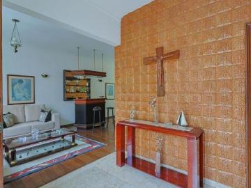 Casa à Venda Nova Suíssa, 3 Quartos, 230 m2
