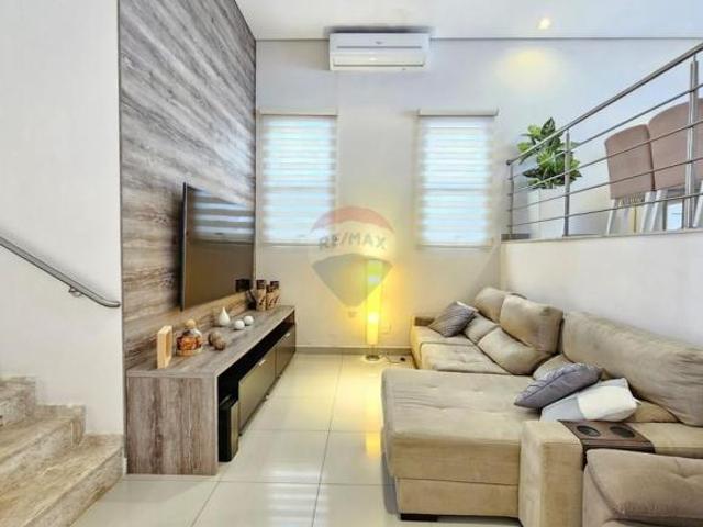 Casa a venda no Condominio Valville Santana de Parnaiba