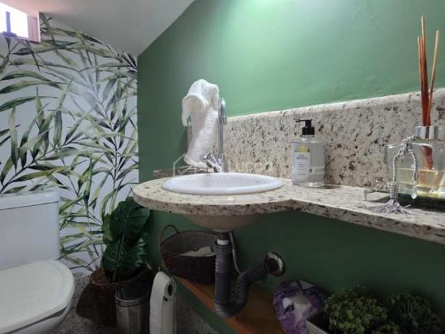 Casa à venda no Condomínio: VILA DA PRAÇA Jardim Santa Genebra 3 QUARTOS 1 SUÍ