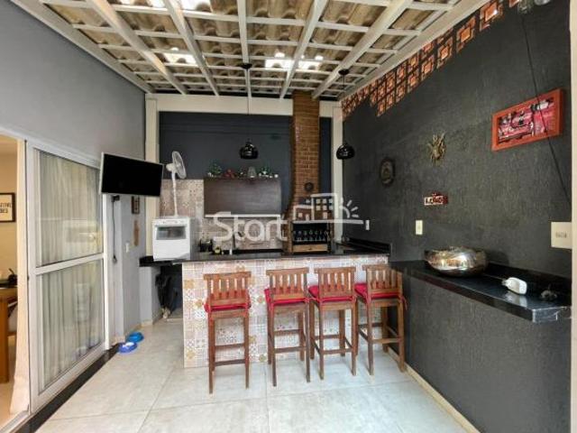 Casa à venda no Condomínio Village Carolina Penteado – Nova Campinas