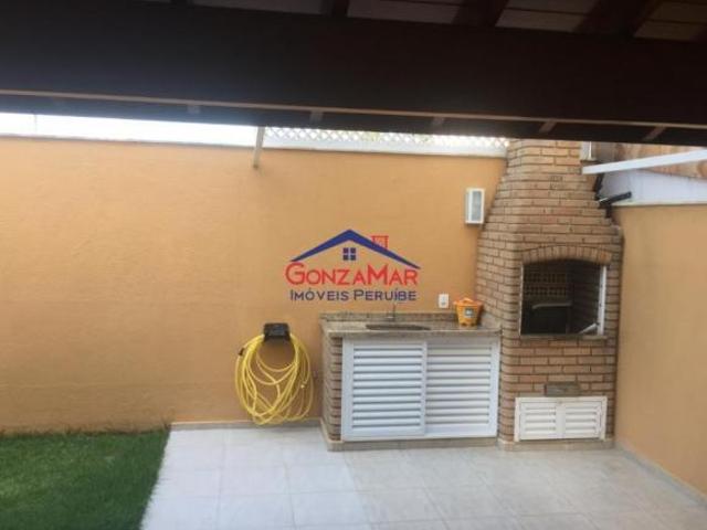 CASA A VENDA NO CONDOMÍNIO VILLAGIO TERRAZZA FRENTE AO MAR
