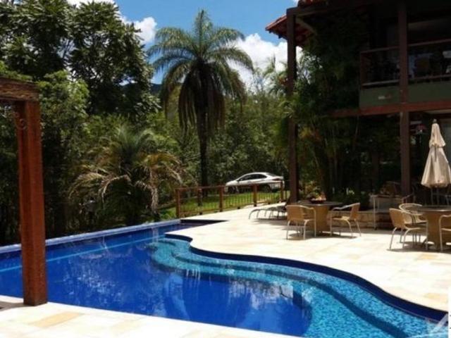 Casa a venda no condomínio canto das Águas em Rio Acima
