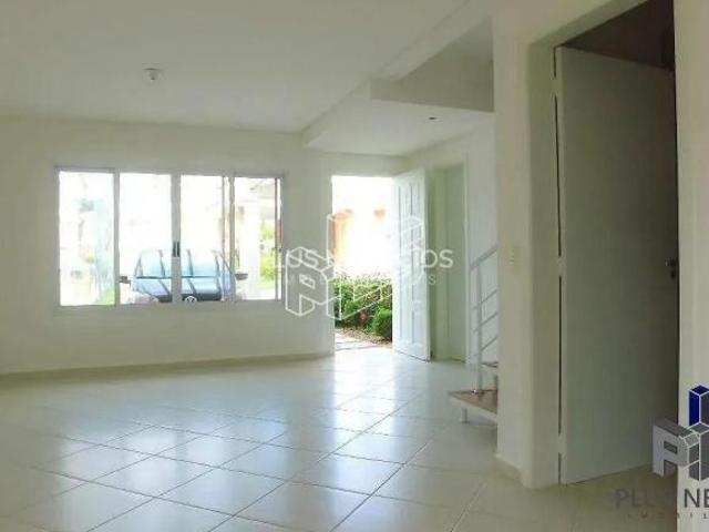 Casa à Venda no Condomínio Elton Ville 3 Dormitórios, 1 Suíte e 148m² de Área Útil em Localização P
