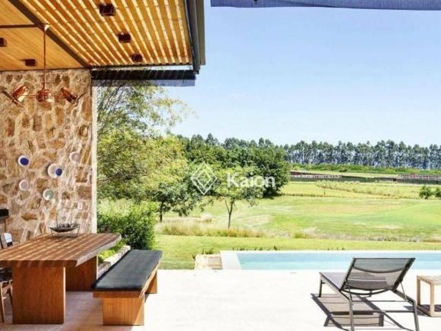 Casa à venda no Condomínio Fazenda Boa Vista em Porto Feliz!