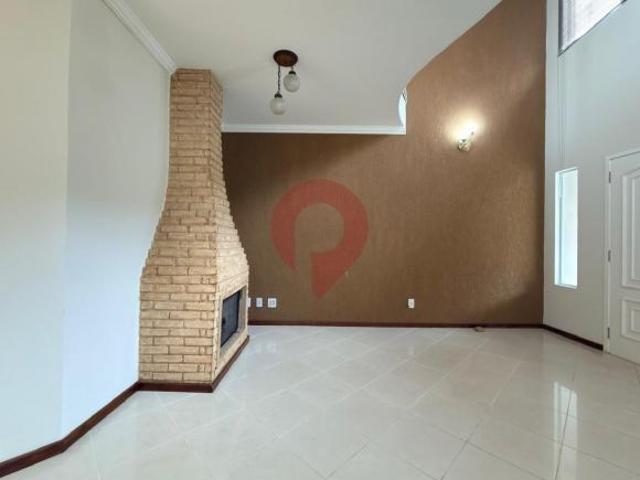 Casa à venda no Condomínio Mirante do Lenheiro em Valinhos