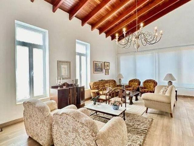 Casa à venda no Condomínio Monte Carlo, com 3 suítes, totalmente planejada Próximo ao Compre Mix!