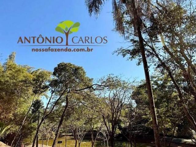 Casa à venda no Condomínio Nossa Fazenda em Esmeraldas MG