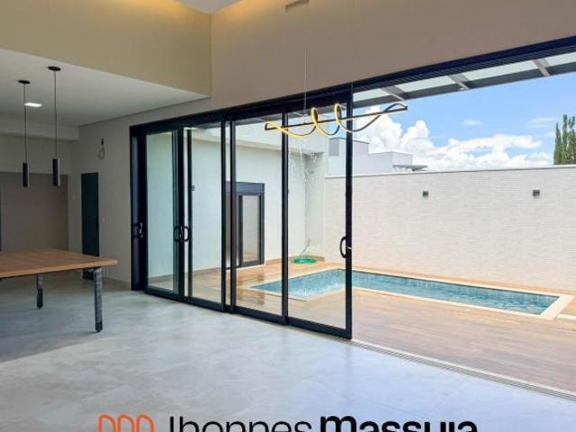 Casa à Venda no Condomínio Palm Park em Estiva Gerbi com 3 Suítes, Piscina e Área Gourmet Integrada