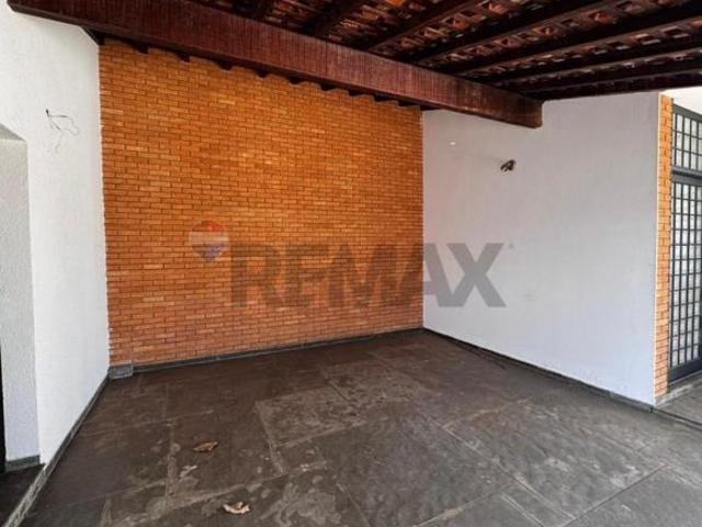 Casa à Venda no Condomínio Residencial Triângulo – 204 M² por R$ 1.075.000,00 Entrada de Barão G