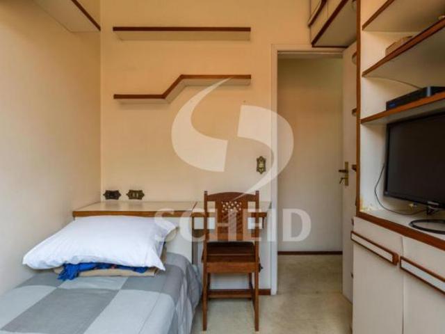 Casa á Venda no Campo Belo com 180m², 3 quartos sendo 1 suíte, 2 vagas